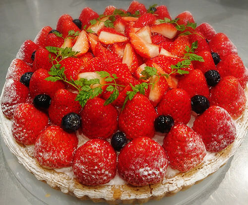 フルーツケーキファクトリーの誕生日ケーキ