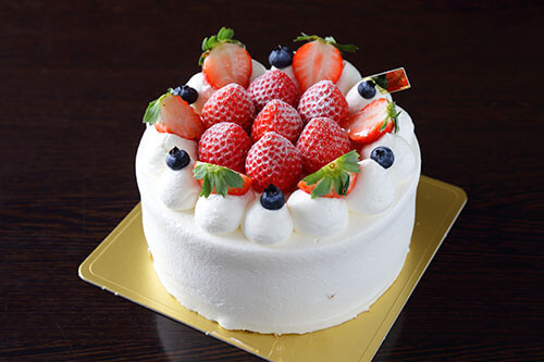 ル・パティシエ・クニヒロの誕生日ケーキ