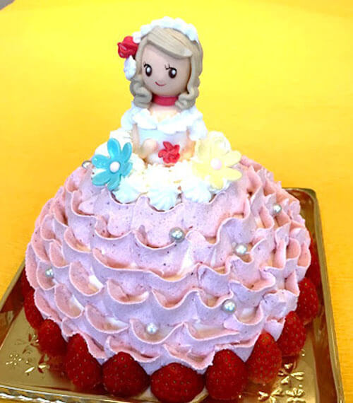 パティスリー クレヨンの誕生日ケーキ